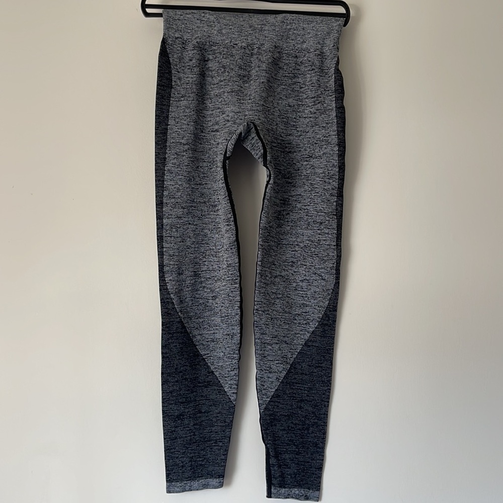 Women’s PINK by Victoria Secret Gray Seamless leggings